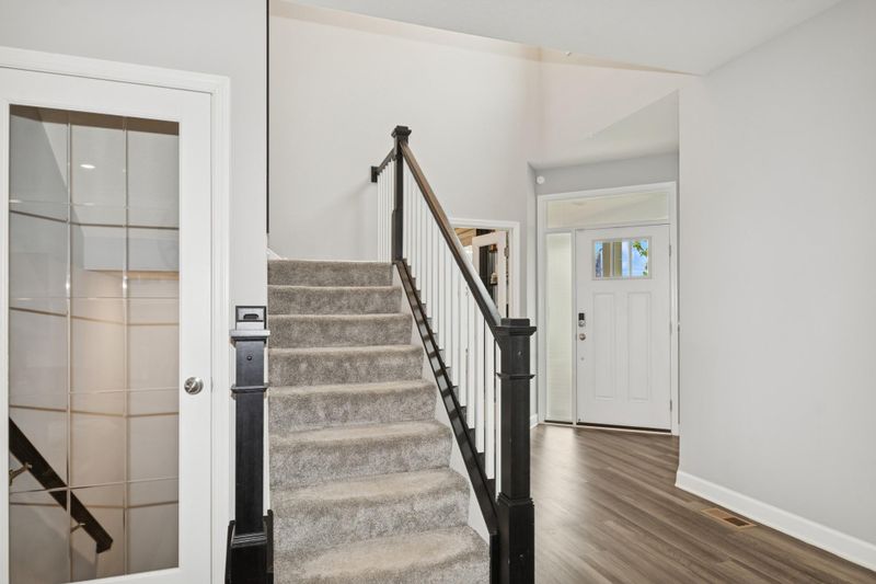 19281 Blue Stem Ct, Maple Grove, MN 55311