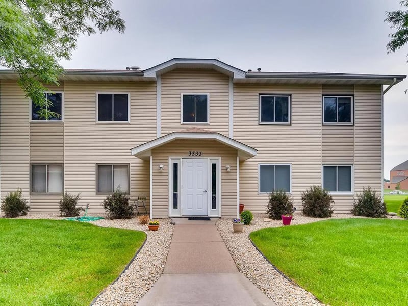 3333 Nevada Ave N #3302, Crystal, MN 55427