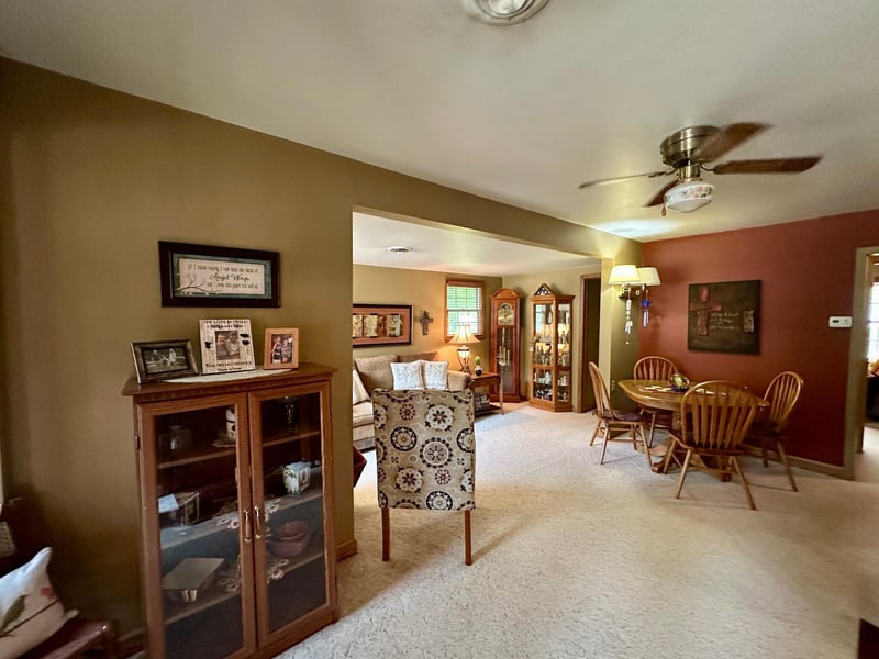 104 E 1st St, Hardwick, MN 56134