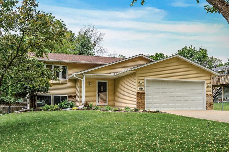 5420 Obrien Ave N, Stillwater, MN 55082