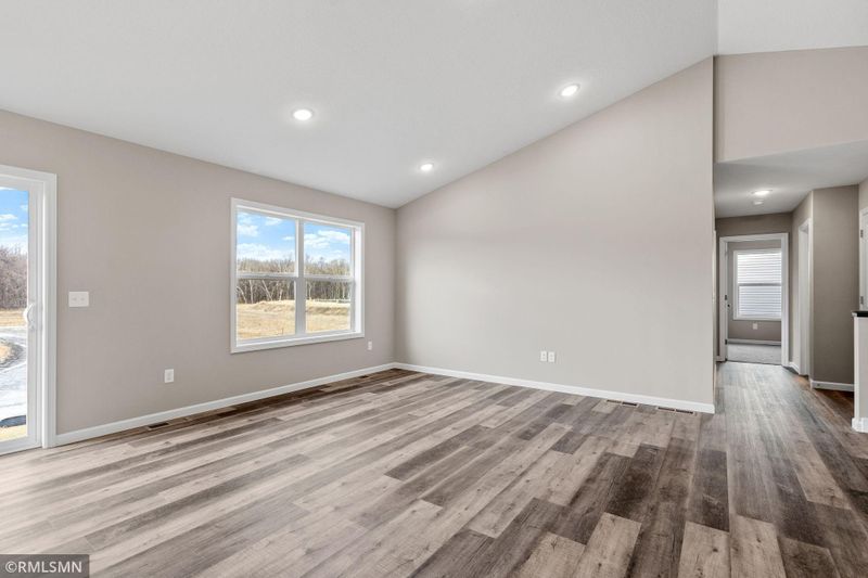 1009 2nd St NW, Delano, MN 55328