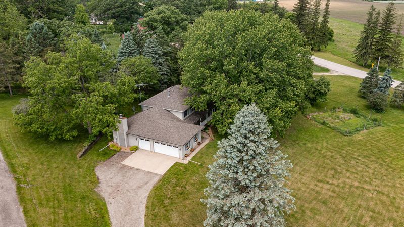 5121 Cameron Dr NW, Rochester, MN 55901