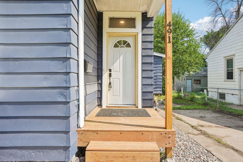 491 Belvidere St E, Saint Paul, MN 55107
