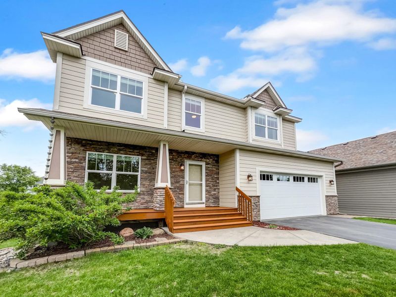 2120 119th Ave NE, Blaine, MN 55449
