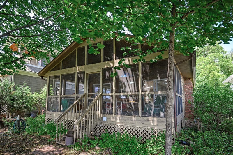 475 Lakeview Ave, Excelsior, MN 55331