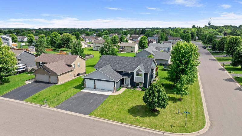 515 Elm St NE, Lonsdale, MN 55046