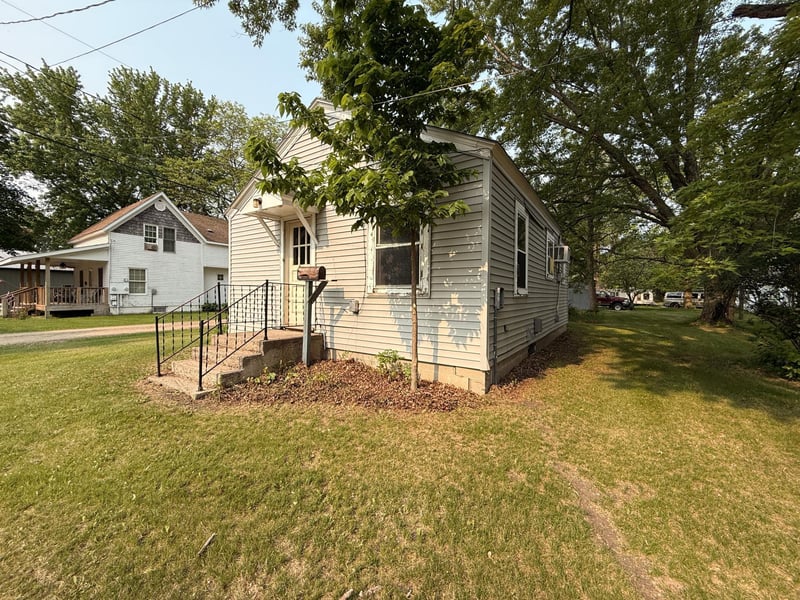 139 N Petrick St, Appleton, MN 56208
