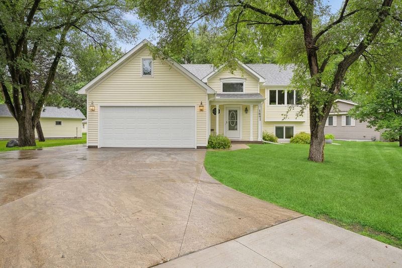 1641 Kenabec St, Big Lake, MN 55309