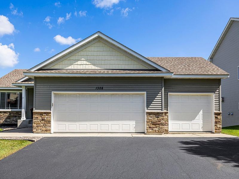 1308 Timber Ln, Buffalo, MN 55313