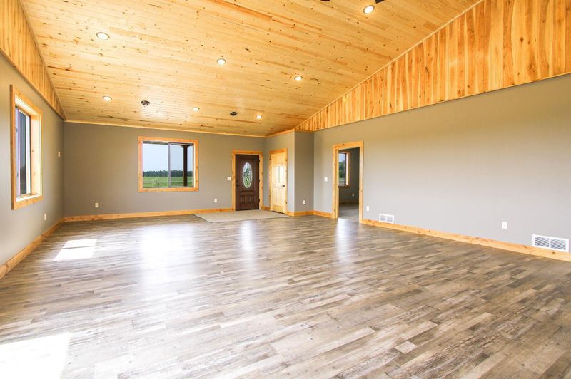63808 Norway Spruce Rd, Finlayson, MN 55735