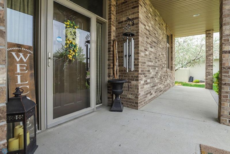 3745 41st Ave S, Moorhead, MN 56560