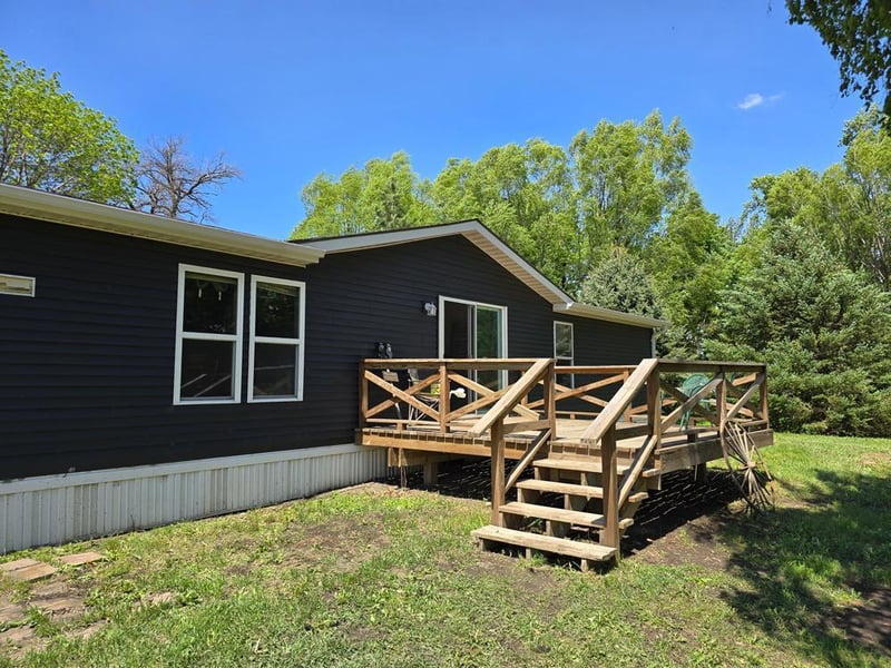 68005 County Road 3, Fairfax, MN 55332