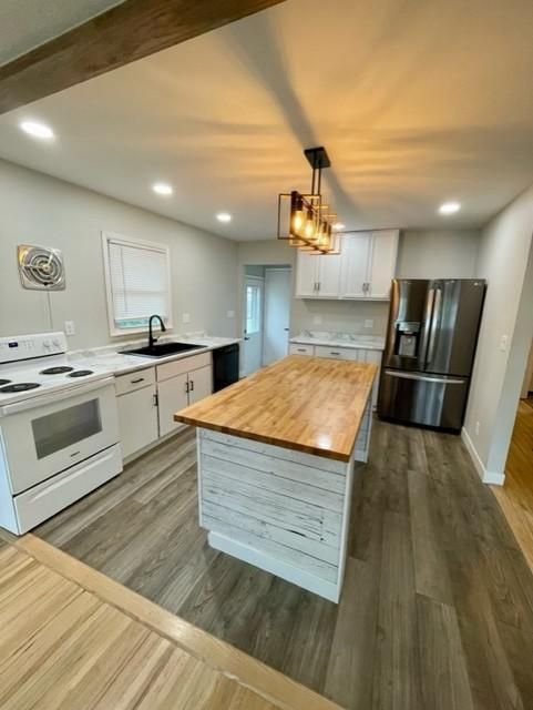 4155 W 7th St, Winona, MN 55987