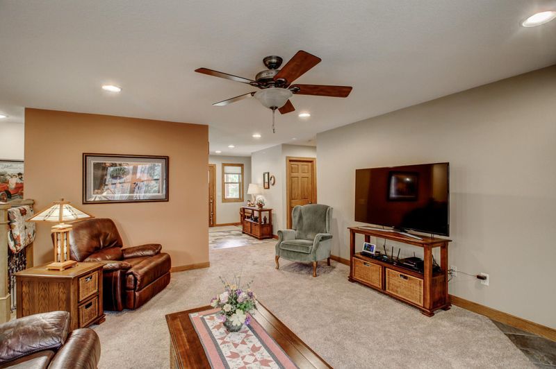 20929 Faron Dr, Nevis, MN 56467