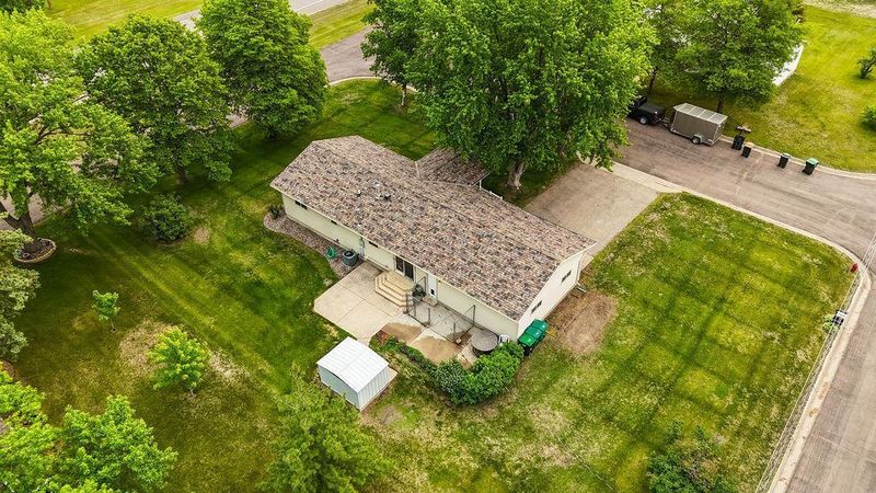 419 2nd Ave SW, Melrose, MN 56352