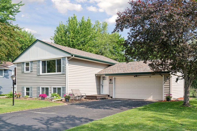 9826 129th Ave N, Champlin, MN 55316