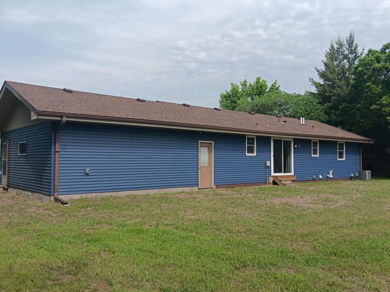 1522 2nd St NE, Staples, MN 56479