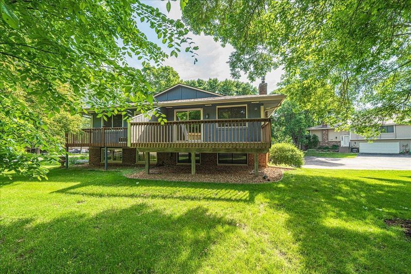 13750 74th Ave N, Maple Grove, MN 55311