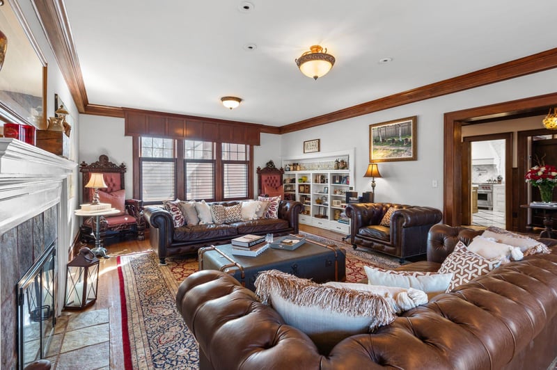 818 Summit Ave, Saint Paul, MN 55105