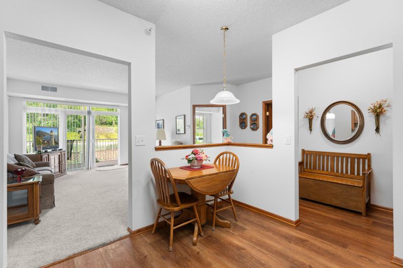 1880 3rd Ave NW #202, Rochester, MN 55901