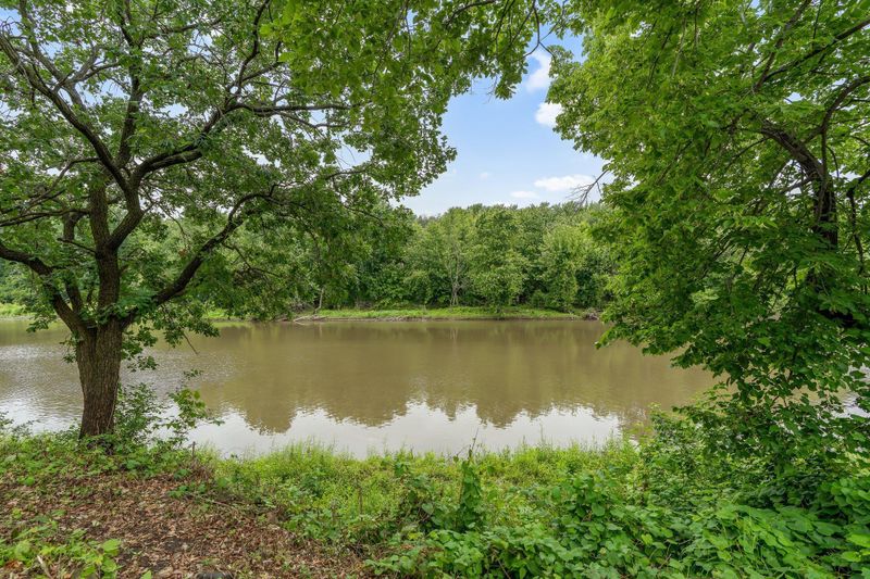 1577 Cedar Ln, Newport, MN 55055