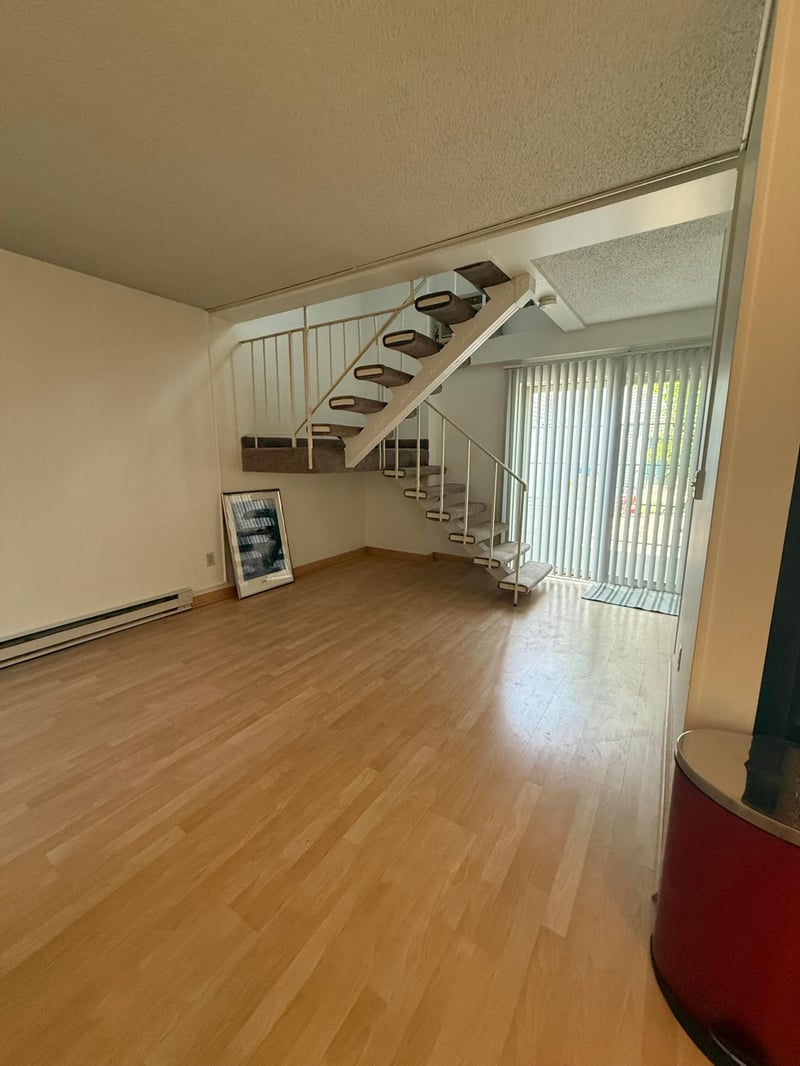 1531 American Blvd E #108, Bloomington, MN 55425