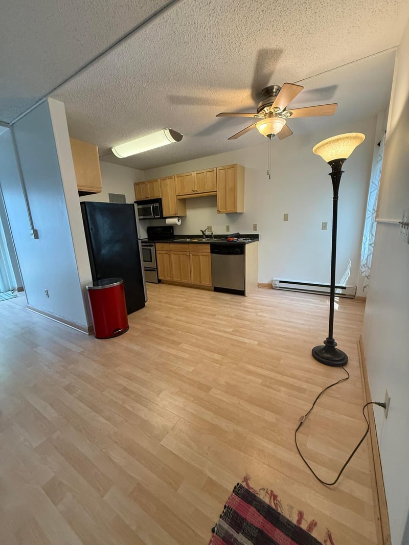 1531 American Blvd E #108, Bloomington, MN 55425