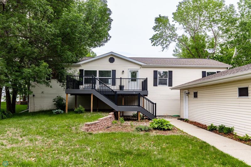 48606 Alder Dr, Pelican Rapids, MN 56572