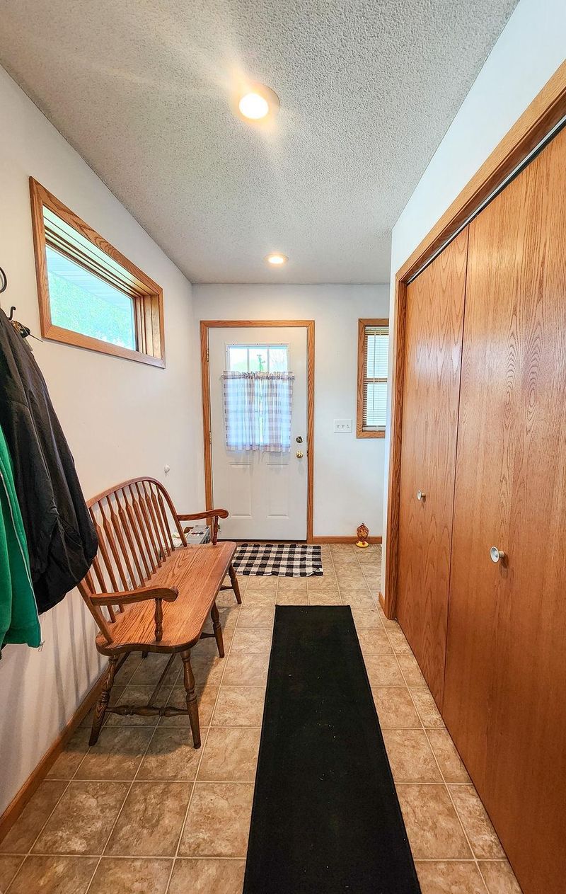 509 Clyde St, West Concord, MN 55985