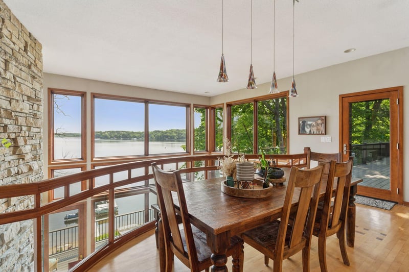 3850 Lone Cedar Ln, Chaska, MN 55318