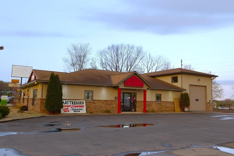 1112 Main St, Red Wing, MN 55066
