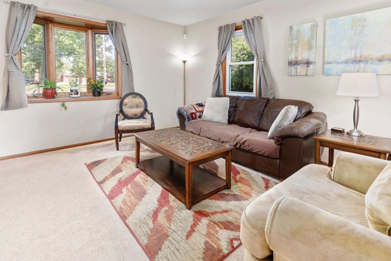 1802 Kilian Blvd SE, Saint Cloud, MN 56304
