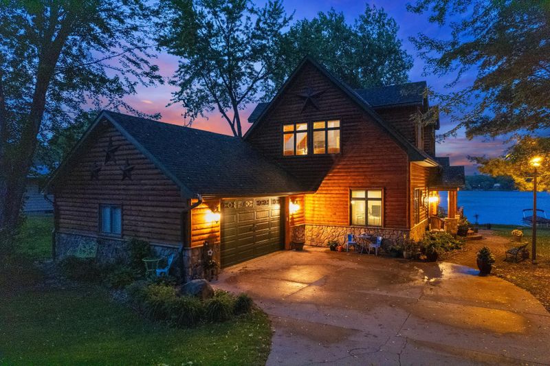 16604 Edgewater Rd NE, Pine City, MN 55063