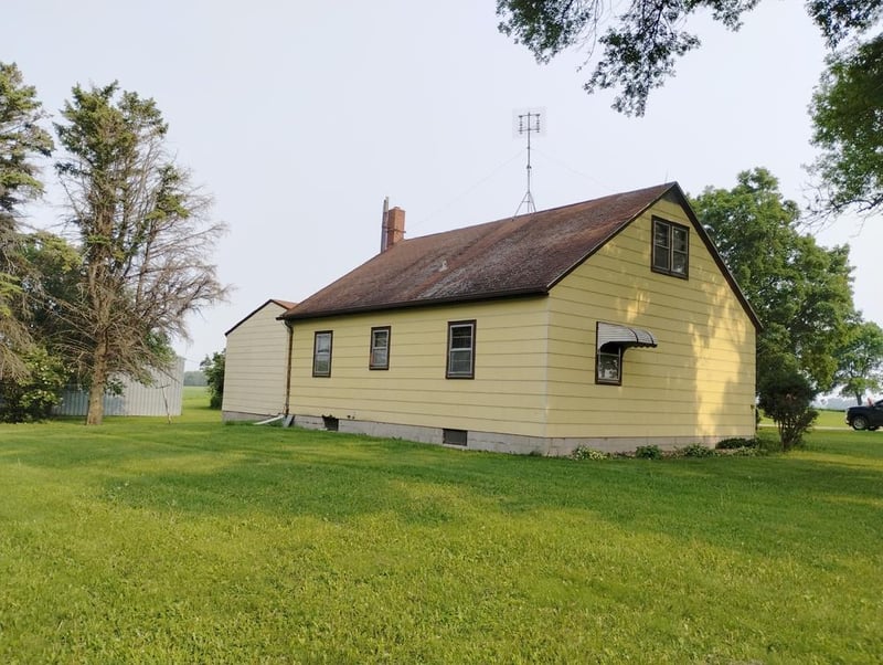 29750 State Highway 4, Sleepy Eye, MN 56085