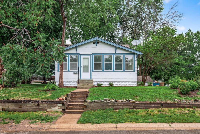 2015 Bush Ave E, Saint Paul, MN 55119