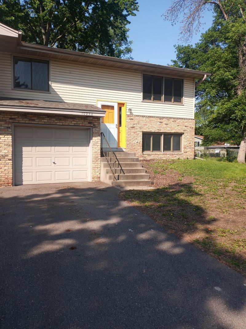 10958 Robinson Dr NW, Coon Rapids, MN 55433