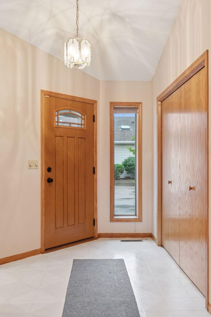 9244 Windsor Ter, Brooklyn Park, MN 55443
