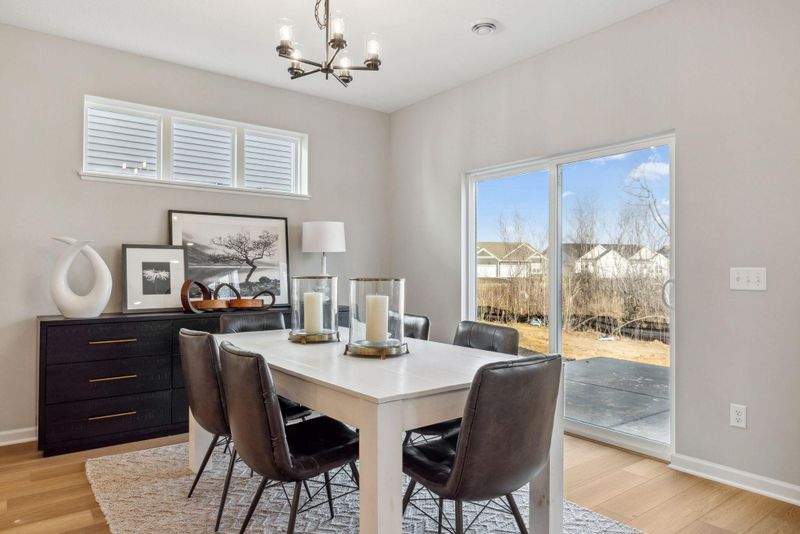 1100 Annacotte Ln, Rosemount, MN 55068
