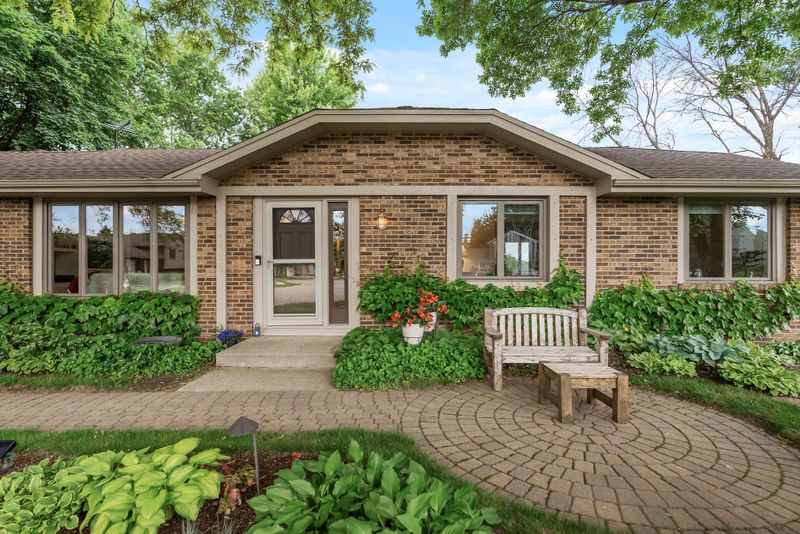 14433 Guthrie Way, Apple Valley, MN 55124