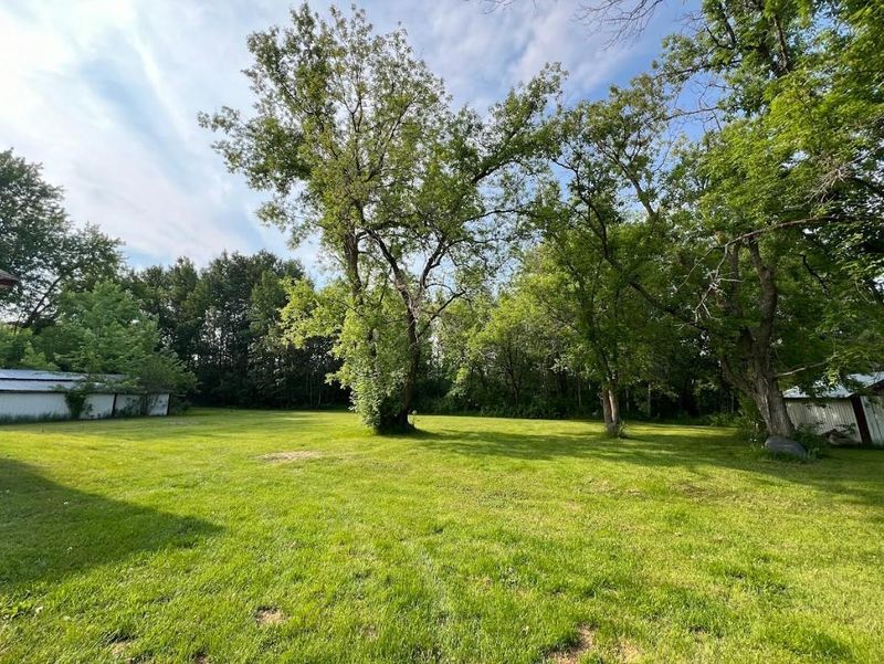 312 1st St NE, Sebeka, MN 56477