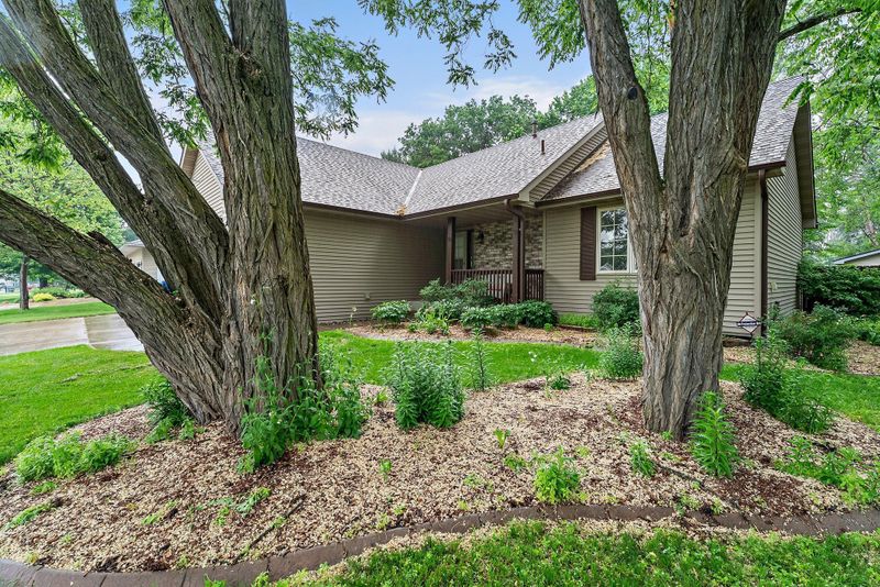 23106 Havelka Ct N, Forest Lake, MN 55025