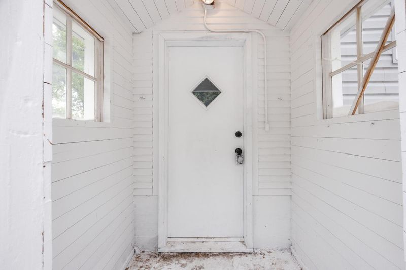 359 5th St NW, Perham, MN 56573