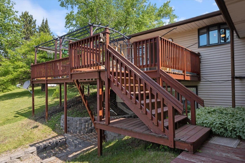 4961 Spirit Lake Rd, Mountain Iron, MN 55768