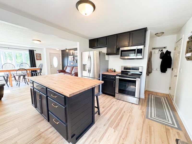 810 E Division St, Elbow Lake, MN 56531