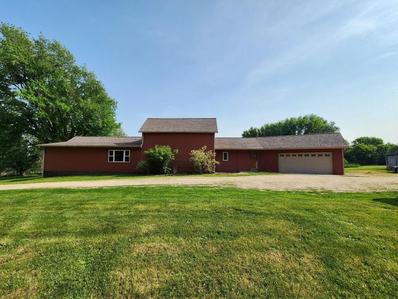 56403 County Road 23, Millville, MN 55957