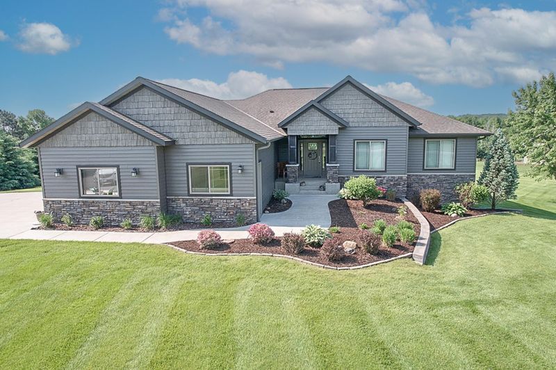 6315 386th St, Sartell, MN 56377
