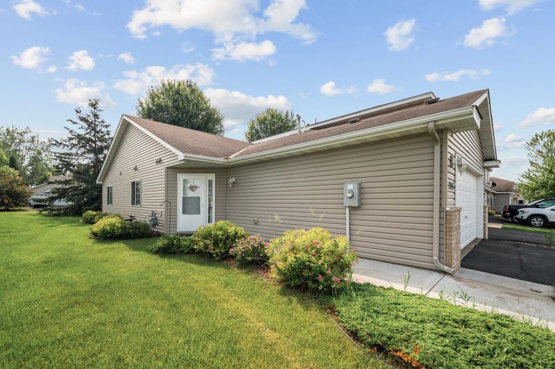 2145 Cleveland Way S, Cambridge, MN 55008