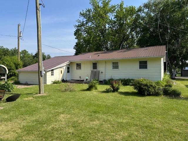 206 3rd St E, Brandon, MN 56315