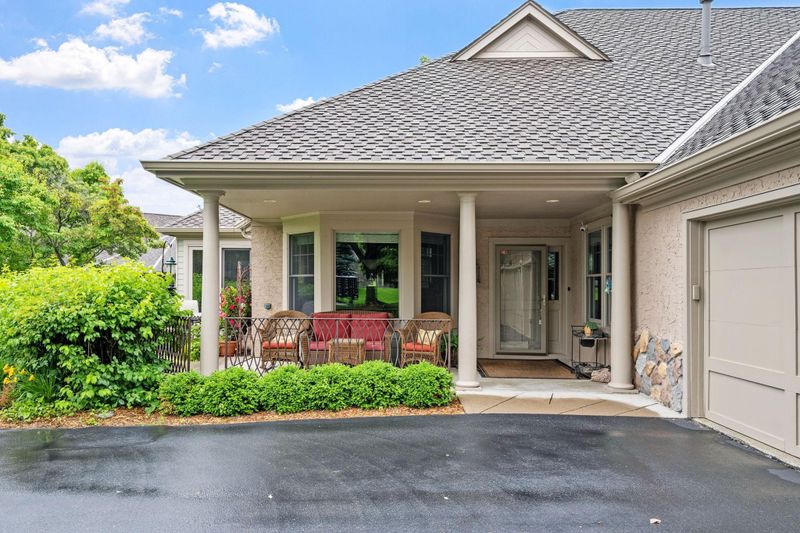 5360 Ashcroft Rd, Minnetonka, MN 55345