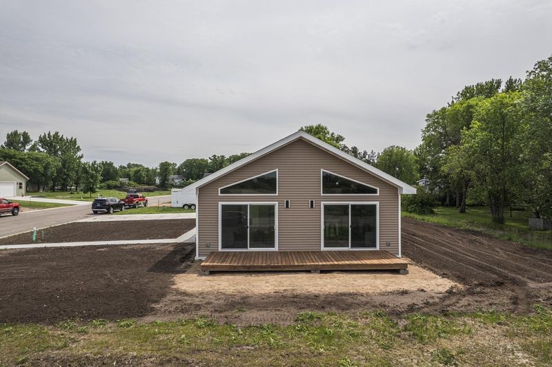 726 Dandrew Ln, Detroit Lakes, MN 56501